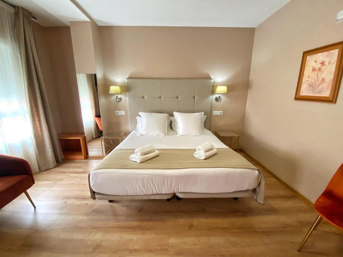 Hotel Ribeira Sacra Monforte de Lemos Kültér fotó